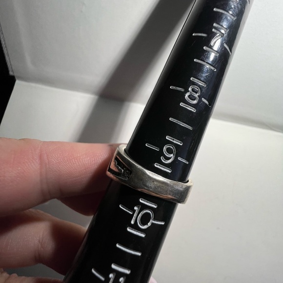 Vintage Inlaid Turquoise and Sterling Silver Ring - Picture 8 of 14